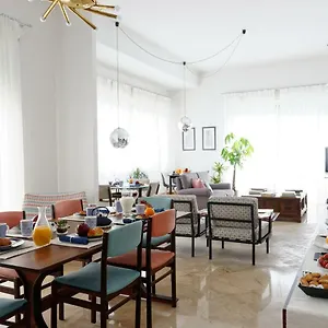 Questa Casa Non E'un 3*, Palerme Italie