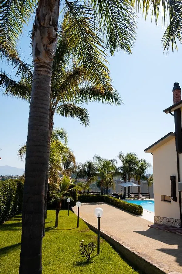 Villa Salato 阿尔卡莫