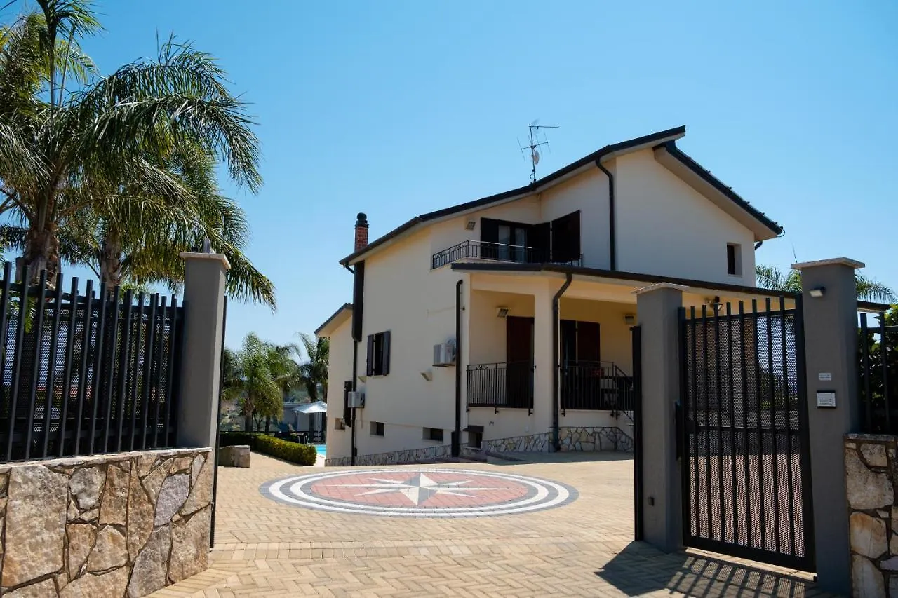 Villa Salato 阿尔卡莫